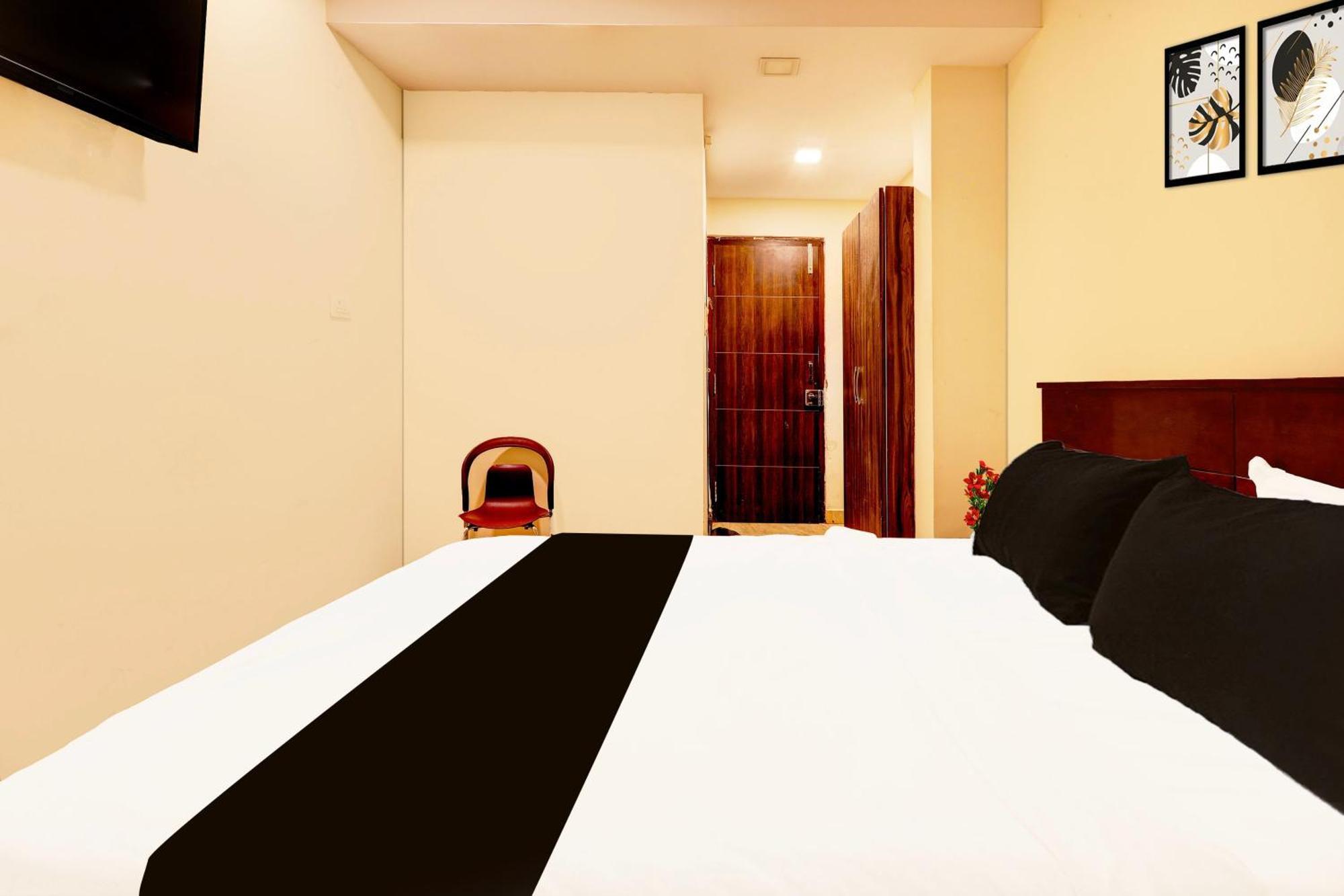 Super Hotel O Mahanadu Formerly Akshaya Bheemas Vijayawāda المظهر الخارجي الصورة
