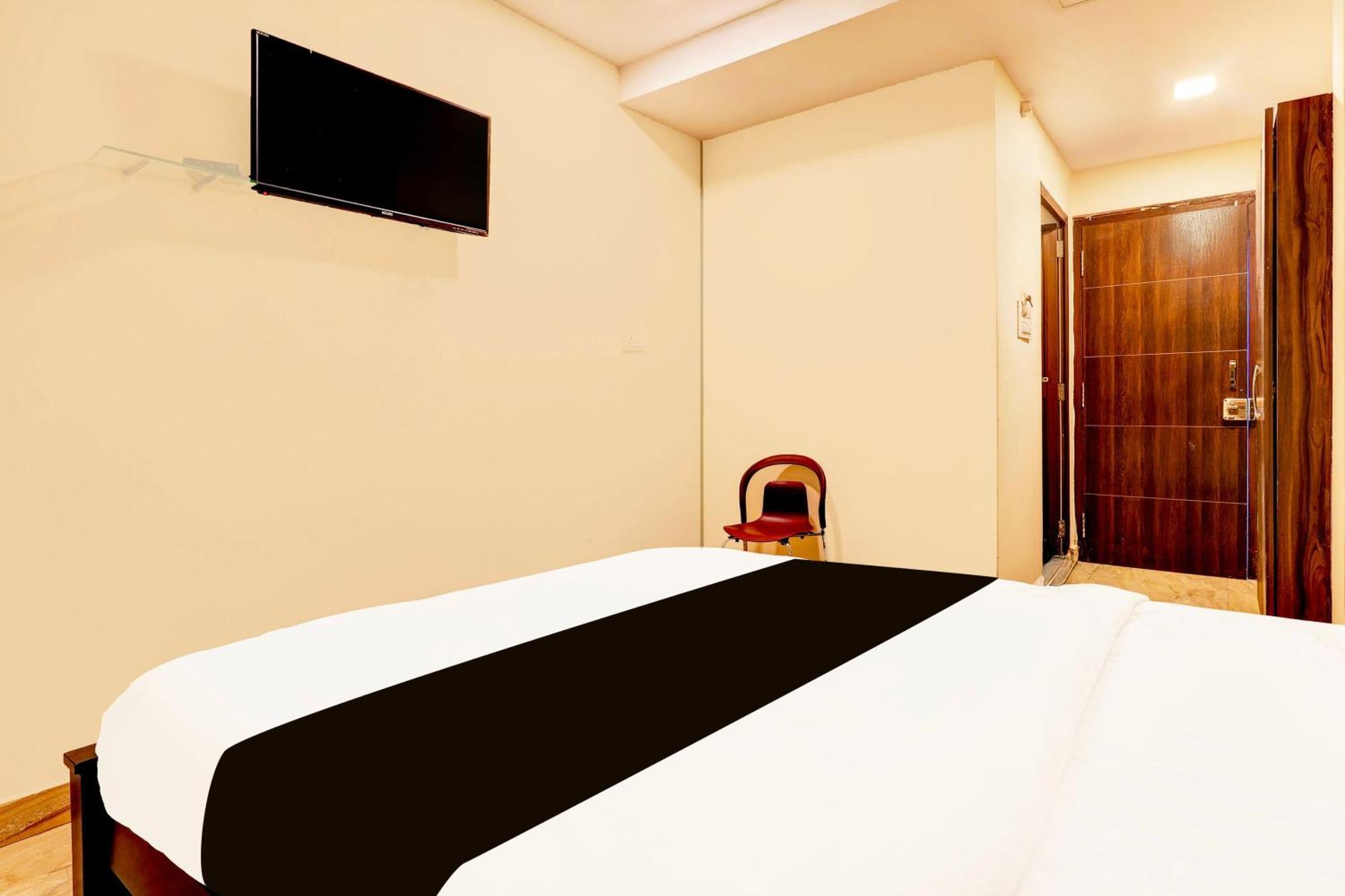 Super Hotel O Mahanadu Formerly Akshaya Bheemas Vijayawāda المظهر الخارجي الصورة
