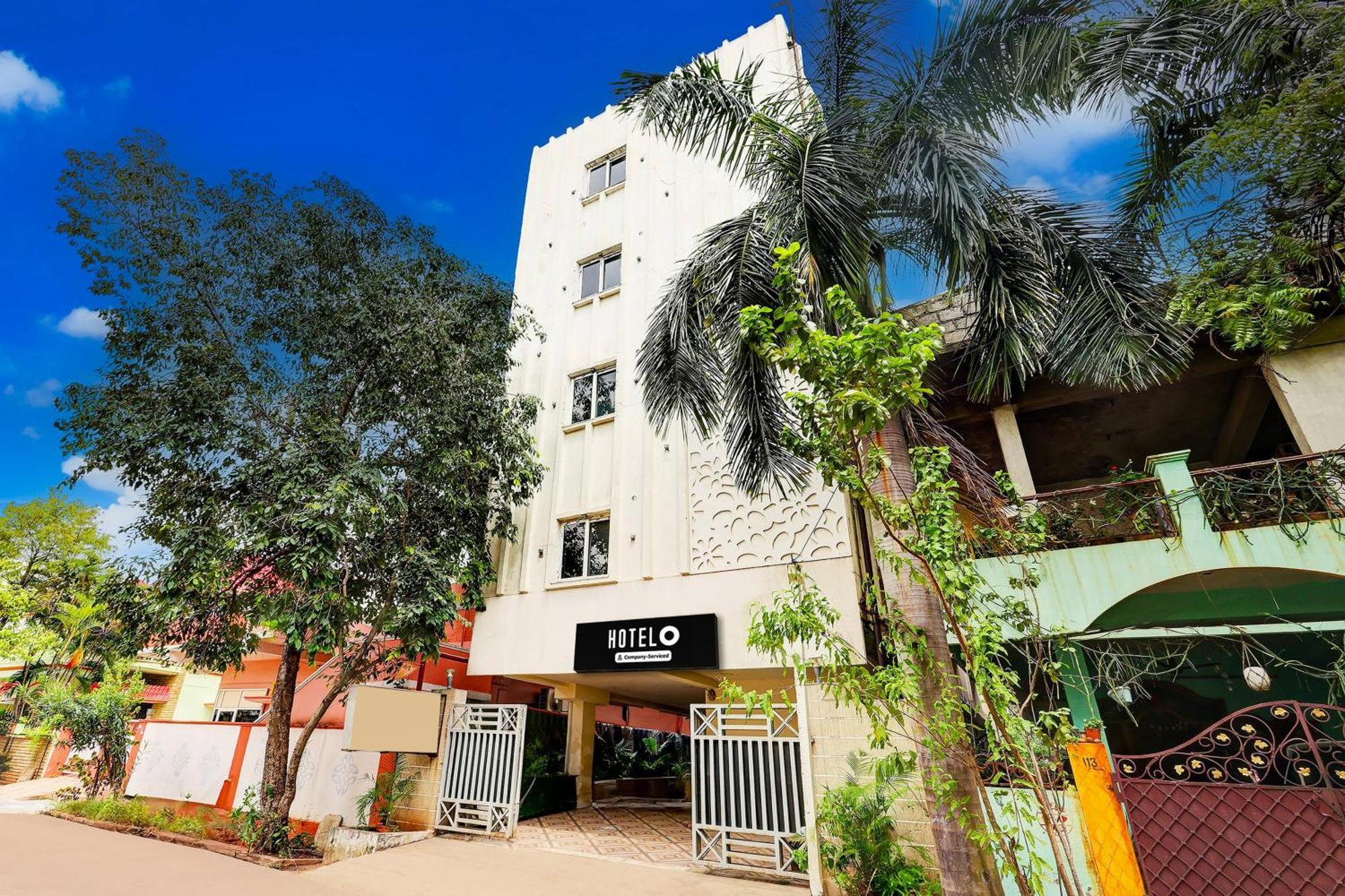 Super Hotel O Mahanadu Formerly Akshaya Bheemas Vijayawāda المظهر الخارجي الصورة